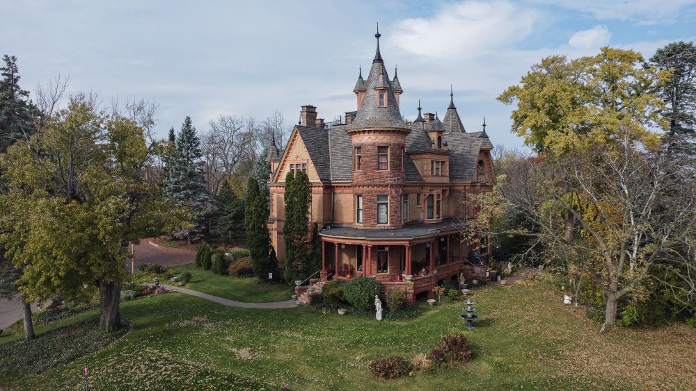 Group Guided Castle Tour with Cemetery Option (Must Schedule)